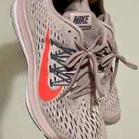 Дамски маратонки Nike 43 номер, снимка 3 - Маратонки - 42241014