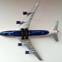 Boeing 747-400 British Airways RealToy, снимка 4 - Колекции - 44364405