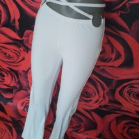 Sinsay Бял еластичен панталон с халки и връзки С/М, снимка 4 - Панталони - 41443605