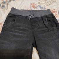 Нови дънки с ластик, снимка 4 - Детски панталони и дънки - 41838767