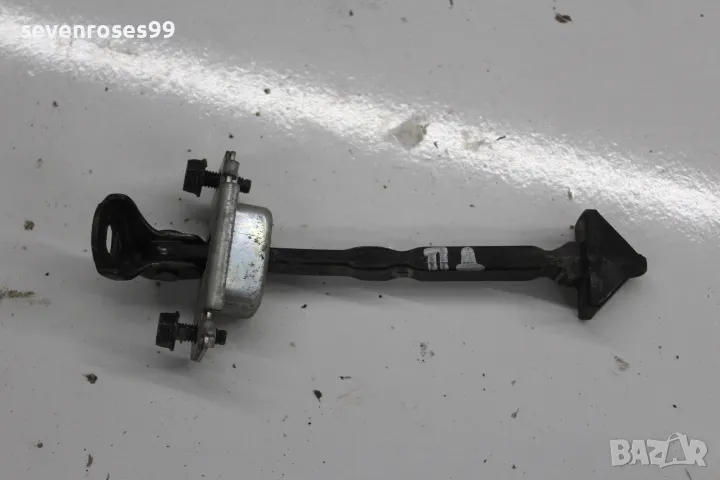 Стопер врата предна дясна Мазда 3 2008 2.3i 158hp Mazda 3 седан, снимка 1