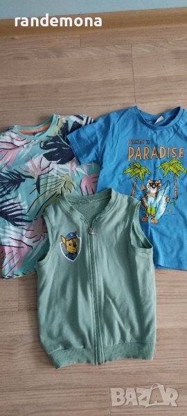 Детски тениски + елек размер 122, снимка 1