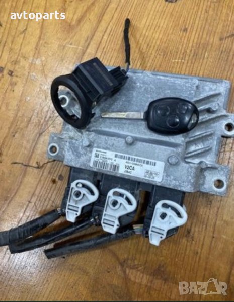 Ford fiesta 2009 година 1.25i 82кс Компютър сензор волан и ключ, снимка 1