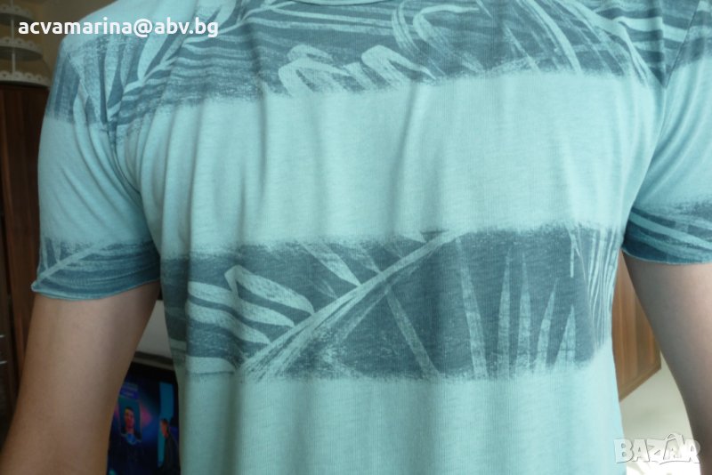 тениска на Waikiki  за тийнейджър или слаб мъж  размер ХС, снимка 1