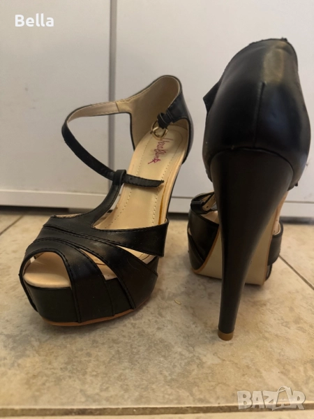 Обувки на ток, снимка 1