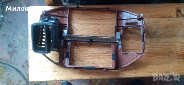 Централна Конзола. Mitsubishi Padjero 3. 1999-2005 Година. Мицубиши Паджеро 3., снимка 2 - Части - 36021936