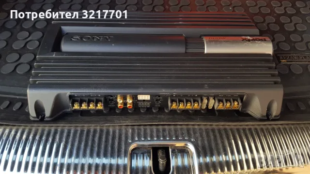 Пежо 407 SW 2.0 diesel - кора(багажник), усилвател, стелки, антена и др.
