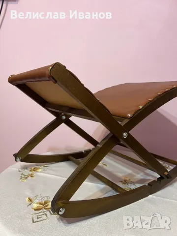 Винтидж кожено сгъваемо столче за крака в перфектно състояние., снимка 8 - Антикварни и старинни предмети - 49807944