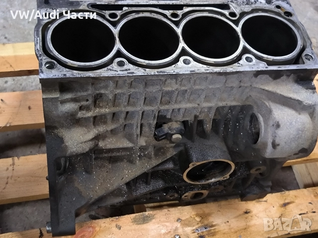 Цилиндров блок за Голф 4 Сеат Шкода 1.4 VW Golf 4 Seat Skoda 1.4 16V 030103019B, снимка 2 - Части - 52863793