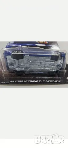 mustang chase hot wheels , снимка 2 - Колекции - 49506096