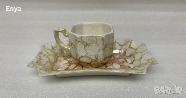 Порцеланова чашка за кафе с подложна чиния, снимка 3 - Чинии - 53737097