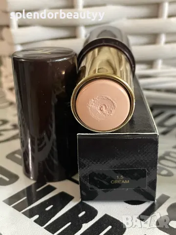 Фон дьо тен Tom Ford traceless stick нежно матиращ стик, снимка 1