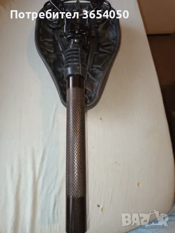 Седалка със амортисьор от доста скъпа ел.тротинетка, снимка 2 - Аксесоари за велосипеди - 49096402