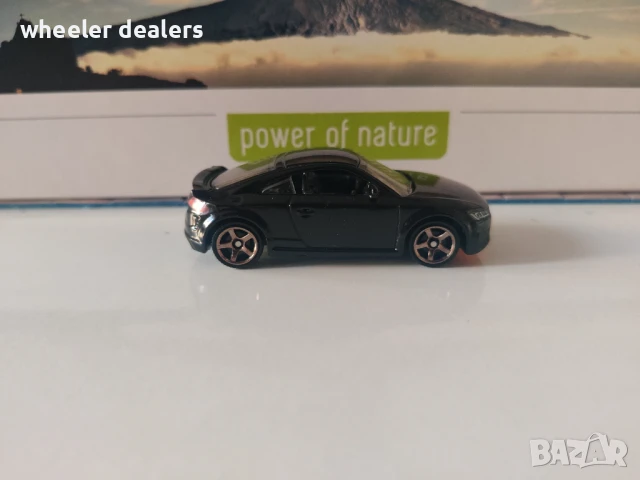Метална количка Matchbox Мачбокс 19 Audi TT RS , снимка 6 - Колекции - 50746165