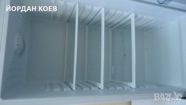 Хладилник за вграждане BOSH, снимка 8 - Хладилници - 34642972