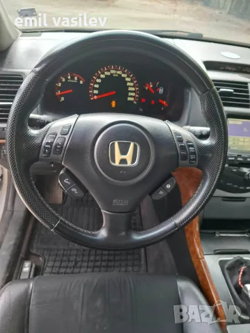 Хонда акорд 2.2 CDI 140кс, снимка 4 - Автомобили и джипове - 56245994