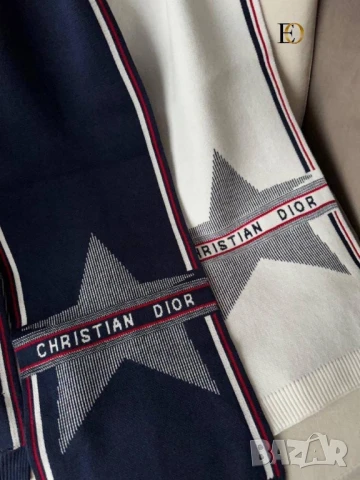 шал christian dior gucci , снимка 2 - Шалове - 50761499