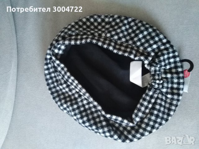 Дамска барета, снимка 2 - Шапки - 40196192