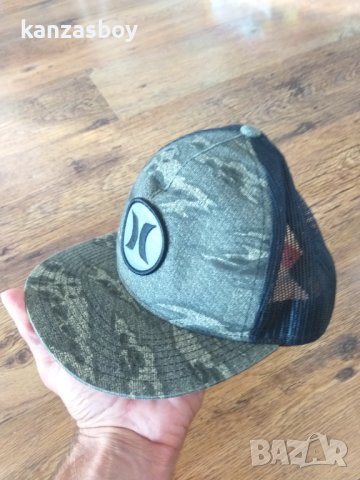 hurley the classics yupoong hat - страхотна шапка КАТО НОВА , снимка 4 - Шапки - 41846838