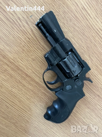 Ревалвер "АРМИНИУС" - Деактивиран/Обезорасен, снимка 4 - Бойно оръжие - 53643445