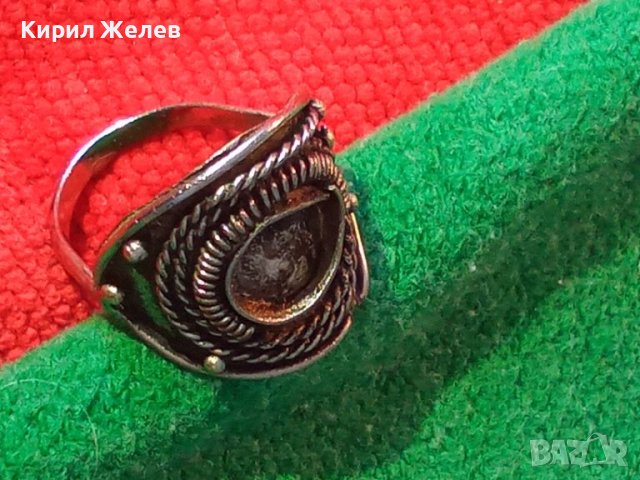 ВЪЗРОЖДЕНСКИ СТИЛ ЛАКИРАН ПОСРЕБРЕН МЕДЕН ПРЪСТЕН с ГНЕЗДО За ВГРАЖДАНЕ на СКЪП КАМЪК 44380, снимка 16 - Пръстени - 45969935