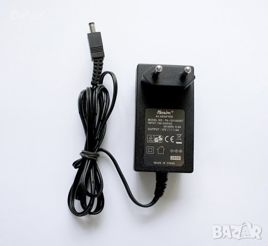 Мрежов адаптер стабилизиран с букса 5,5х2,5/2,1 12V 1A 12W, снимка 1