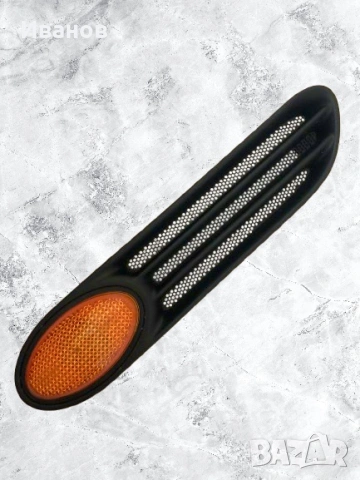 Цена - 9€. Комплект странични мигачи с декоративна решетка за калник, за Mini Cooper - R50, R52, R53, снимка 2 - Части - 53762621