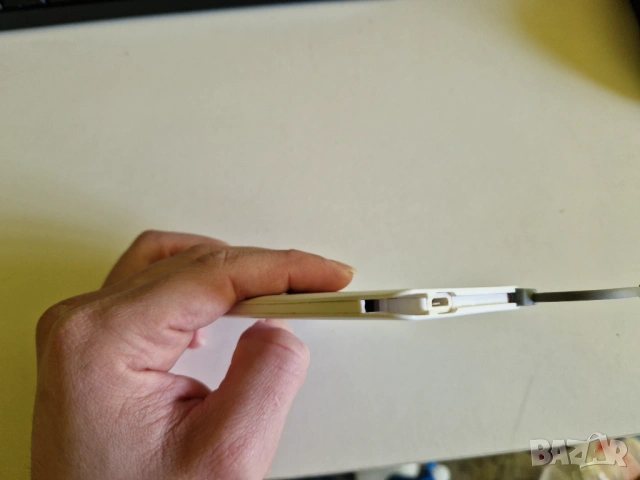 Преносима батерия  TESLA 2500 mAh, снимка 4 - Външни батерии - 53692183