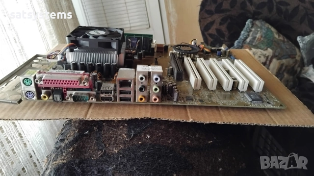 Дънна платка Asus K8N Socket 754 CPU+FAN+RAM