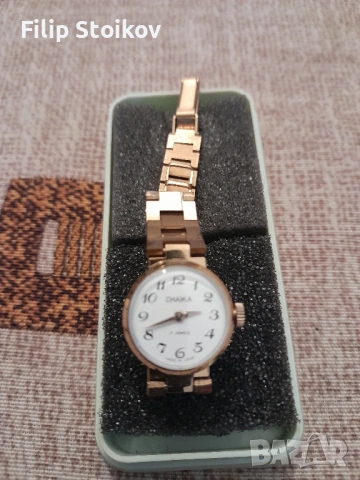 Дамски часовник Чайка, снимка 2 - Дамски - 53063816