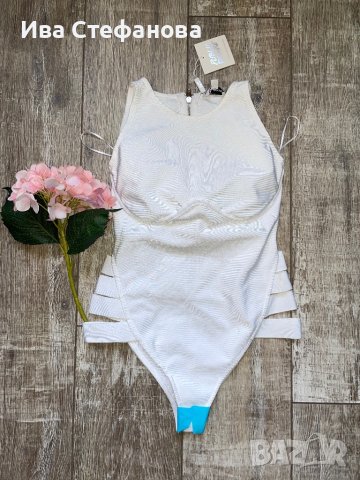 Ново с етикет хигиена лепенка луксозно парти елегантно официално бяло бандажно боди , снимка 5 - Потници - 41773314