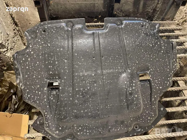 Кора под двигател за Мерцедес/Mercedes W221 S-class, снимка 3 - Аксесоари и консумативи - 49215559