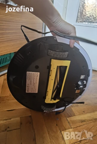 Робот за почистване почти нов, снимка 2 - Прахосмукачки - 50618837