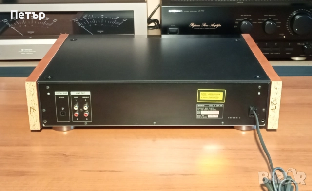 Sony CDP-991 (wooden side panels), снимка 11 - Ресийвъри, усилватели, смесителни пултове - 49292533