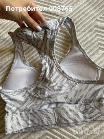 Спортно бюстие Guess, снимка 3 - Потници - 55811422