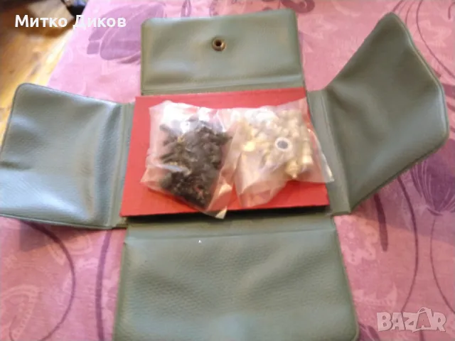 Магнитен шах от соца рядък сгъваем в кожено калъвче от соца 115х90мм нов, снимка 10 - Шах и табла - 50113550