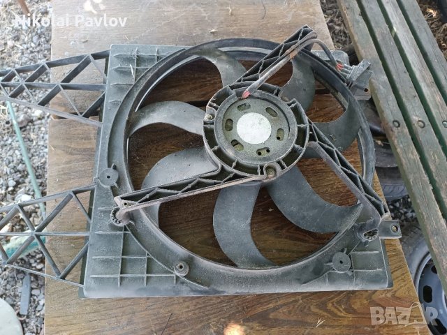 Перка за охлаждане на двигателя на Фолксваген , снимка 2 - Части - 41743532