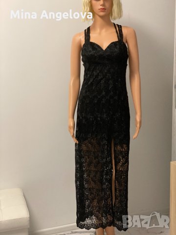 Рокля дантела