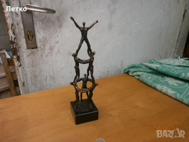 Стара масивна бронзова скулптура статуетка, снимка 15 - Антикварни и старинни предмети - 52606459