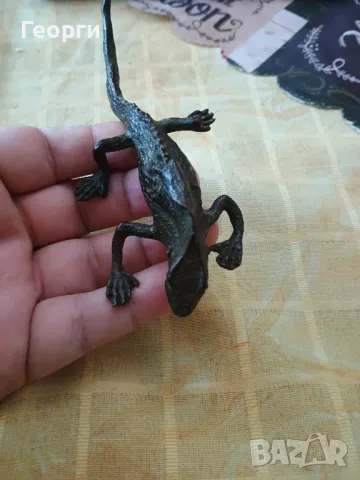 Красив бронзов гущер, снимка 2 - Антикварни и старинни предмети - 50092753