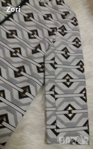 РАЗКОШНО удължено сако в черно--бели-златисти фигури и 3/4 дължина на ръкава, снимка 5 - Сака - 42603605