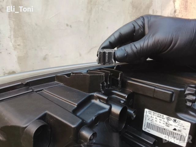 Десен фар за Шкода Фабия 3, снимка 5 - Части - 53739915