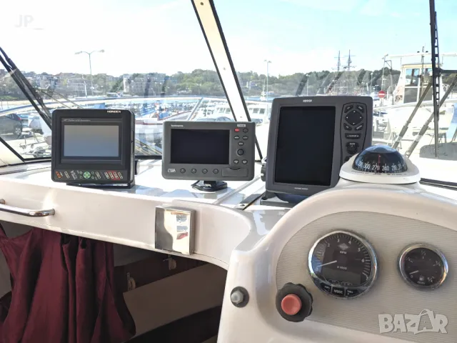 Лодка Arvor 230AS, снимка 16 - Воден транспорт - 44323298