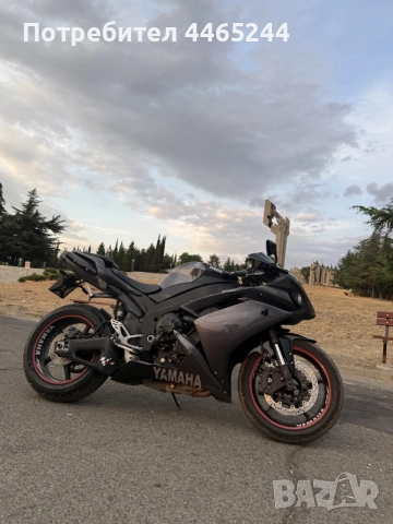 ПРОДАВА СЕ - Yamaha R1, снимка 4 - Мотоциклети и мототехника - 55946073