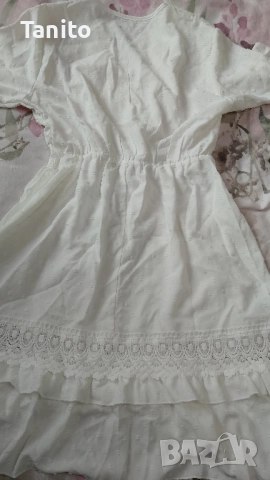 Нова красива рокля