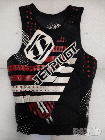 Най-добрите висок клас жилетки за джет,уейкборд,кайт и др.водни спортове, снимка 5 - Водни спортове - 28891351