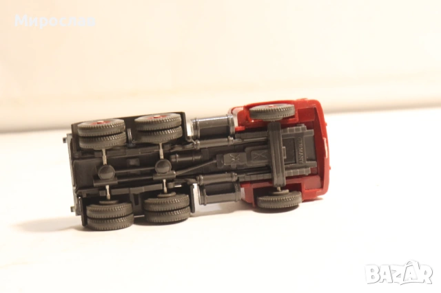 WIKING H0 1/87 MAGIRUS ВЛЕКАЧ КАМИОН ТИР МОДЕЛ КОЛИЧКА, снимка 5 - Колекции - 53837931