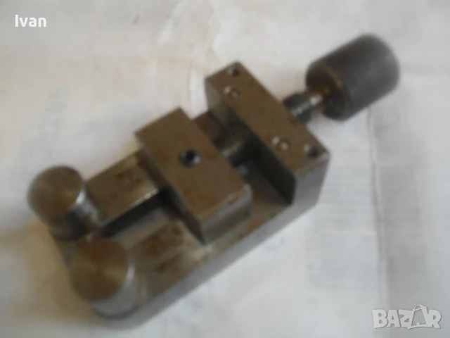 НОВО БИЖУТЕРСКО МЕНГЕМЕ 11,5 см С ОГЪВАЩА ФУНКЦИЯ ЗА ДРЕБНИ ДЕТАЙЛИ