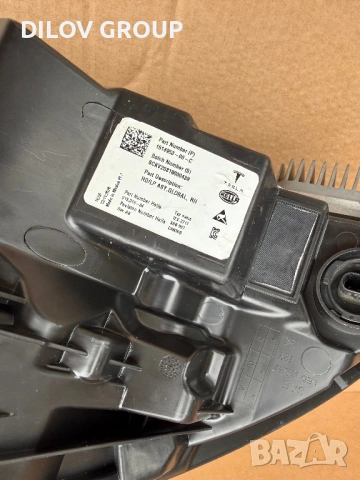 Фар Tesla Model Y / 3, снимка 5 - Части - 53435310