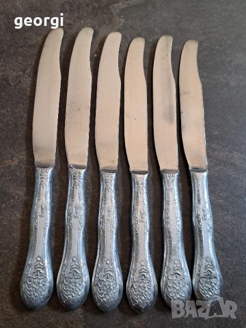 комплект руски ножове за хранене    26/3